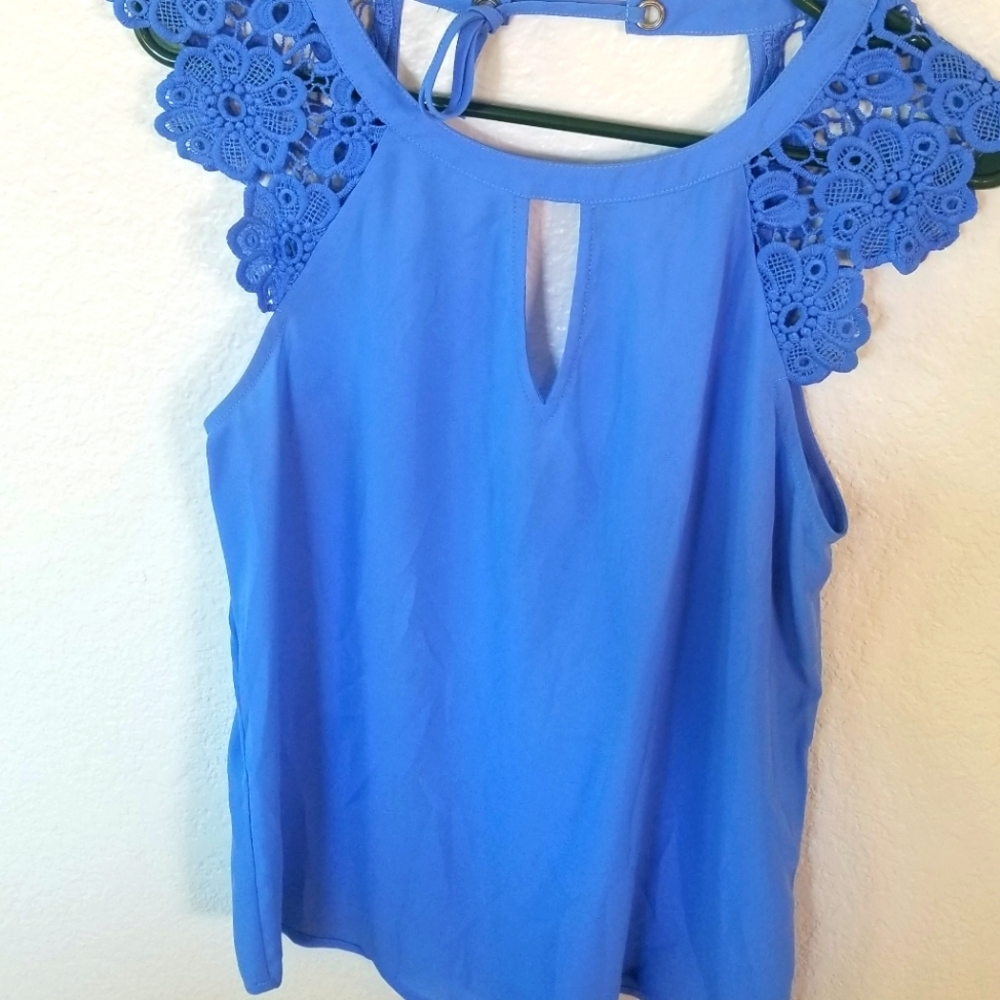 Sleeveless Blouse